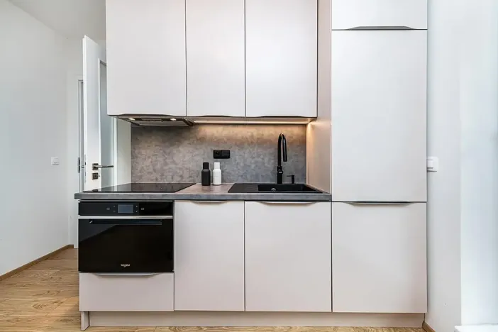 Prodej bytu 2+kk, Praha - Hrdlořezy, Mezilehlá, 51 m2