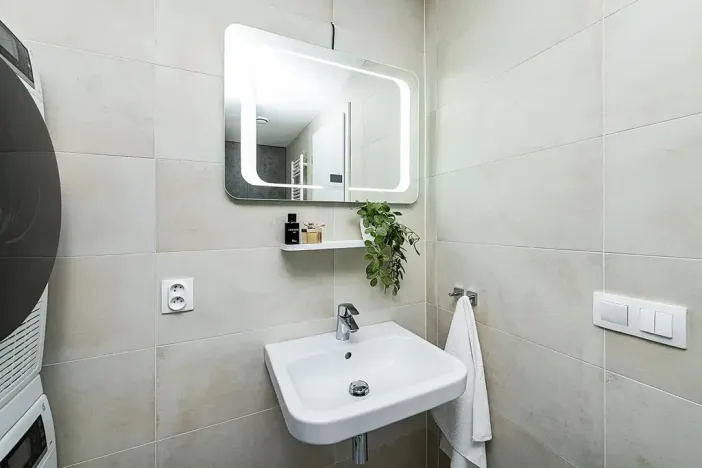 Prodej bytu 2+kk, Praha - Hrdlořezy, Mezilehlá, 51 m2