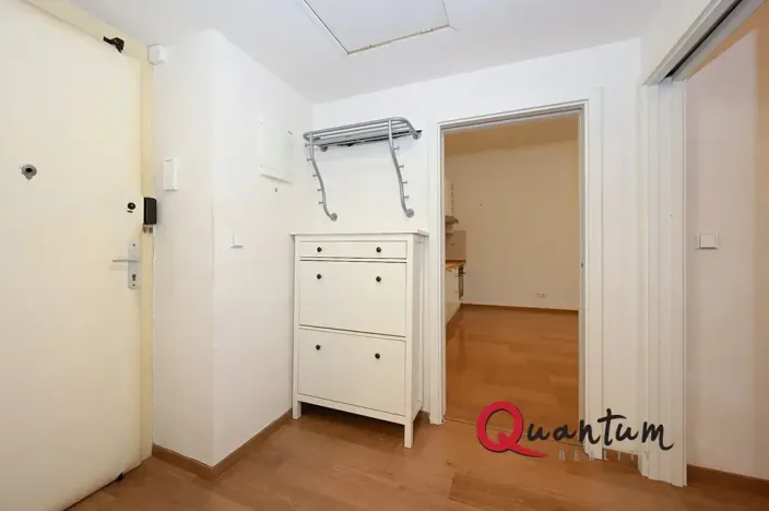 Pronájem bytu 2+kk, Praha - Podolí, Sinkulova, 44 m2