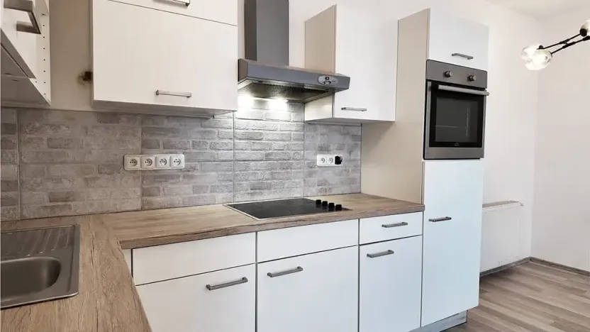 Prodej bytu 3+kk, Břežany II, 70 m2