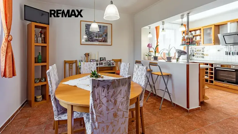 Prodej rodinného domu, Nový Bor, Lázeňská, 298 m2