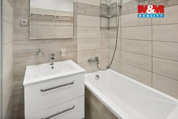 Prodej bytu 2+1, Kladno - Kročehlavy, Polská, 47 m2