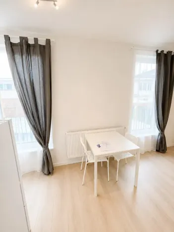 Pronájem bytu 1+kk, Praha - Vysočany, Poděbradská, 25 m2