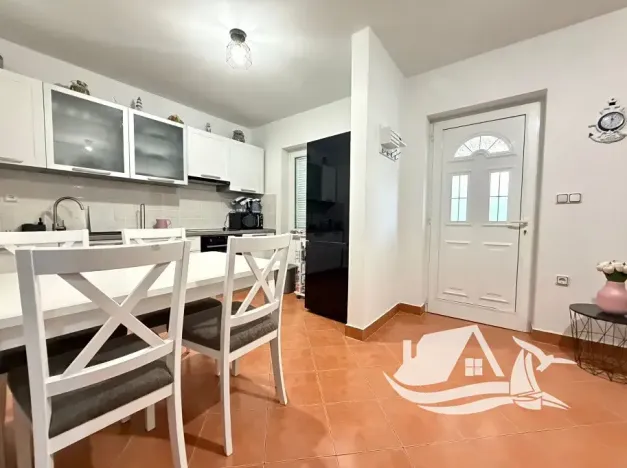 Prodej bytu 3+kk, Novalja, Chorvatsko, 60 m2