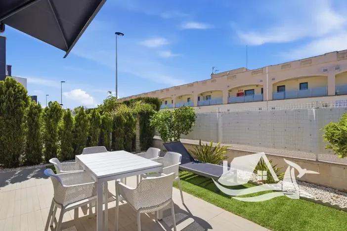 Prodej rodinného domu, Orihuela, Španělsko, Paseo Marítimo de Punta Prima, 84 m2