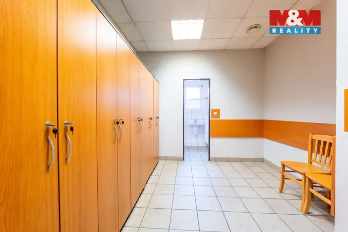 Prodej výrobních prostor, Slavičín, 714 m2