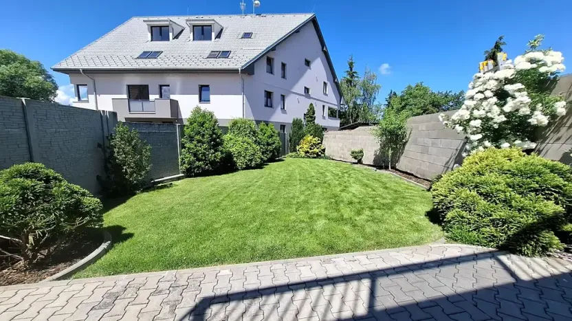 Prodej rodinného domu, Břežany II, 160 m2