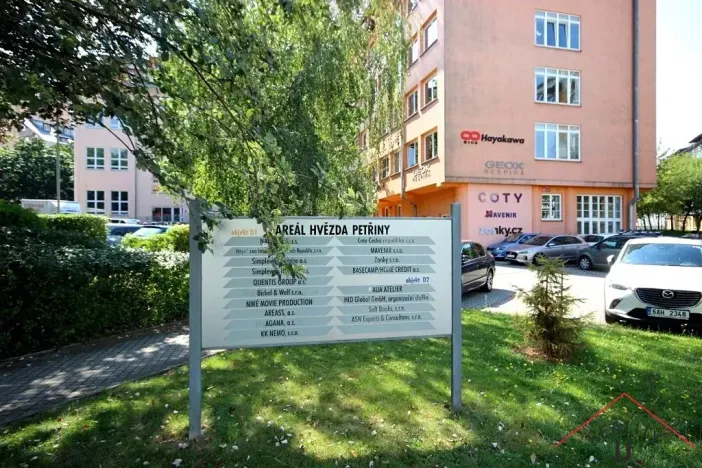 Pronájem kanceláře, Praha - Veleslavín, Na okraji, 68 m2