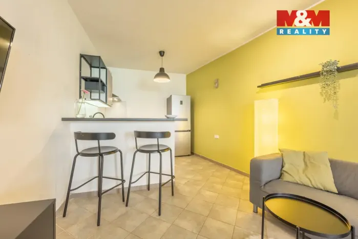 Prodej bytu 2+kk, Zeleneč, Čsl. armády, 44 m2