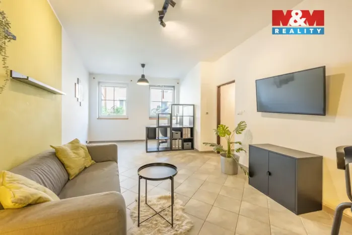 Prodej bytu 2+kk, Zeleneč, Čsl. armády, 44 m2