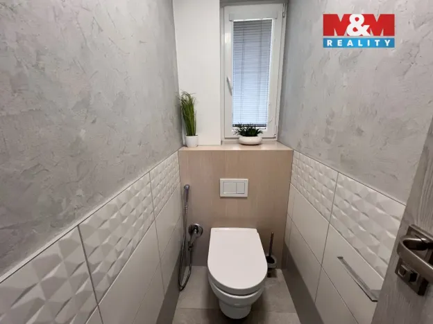 Prodej rodinného domu, Velká Polom, Budovatelů, 169 m2