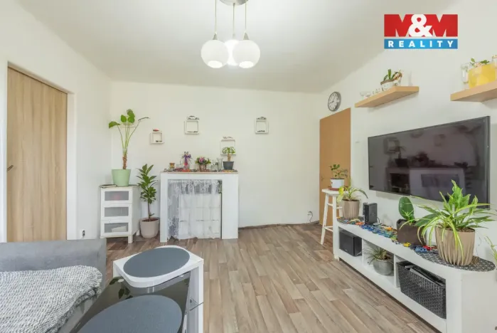 Prodej bytu 2+kk, Kladno - Kročehlavy, Vodárenská, 37 m2