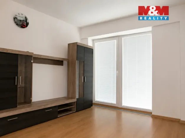 Pronájem bytu 1+kk, Praha - Letňany, Frýdecká, 27 m2