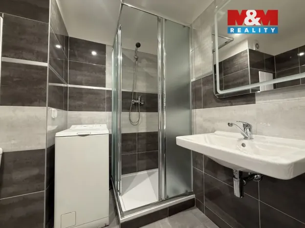 Prodej bytu 1+kk, Jablonec nad Nisou, Palackého, 24 m2