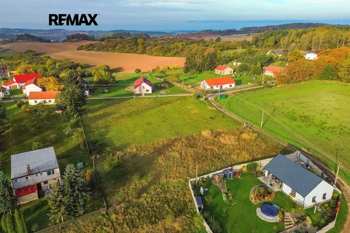 Prodej pozemku pro bydlení, Chomle, 783 m2
