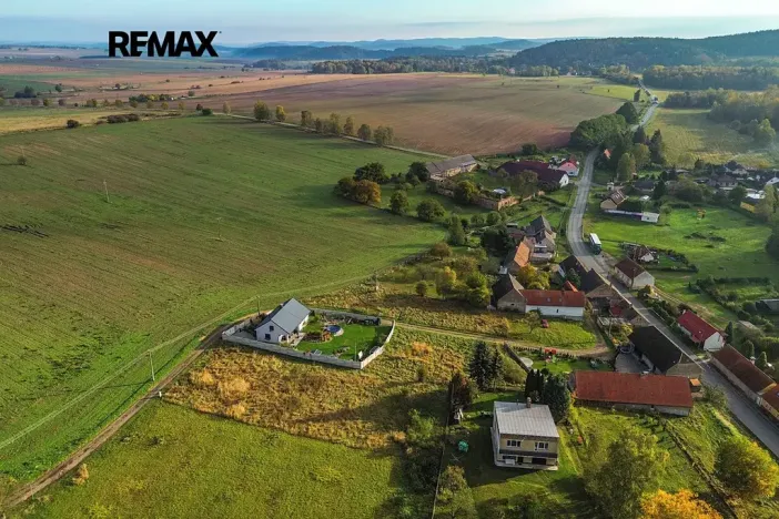 Prodej pozemku pro bydlení, Chomle, 783 m2