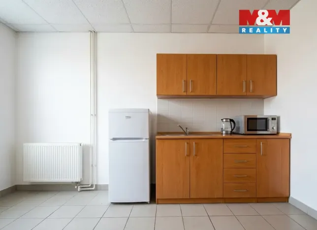 Pronájem obchodního prostoru, Semily, Špidlenova, 106 m2