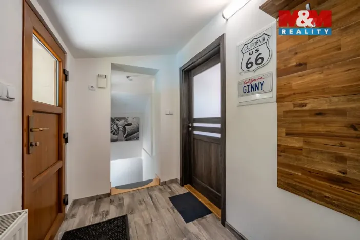 Prodej činžovního domu, Janov nad Nisou - Loučná nad Nisou, 340 m2