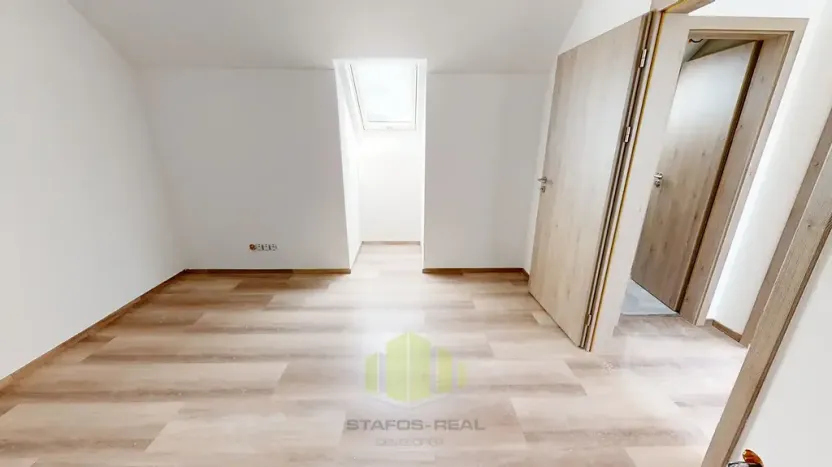 Pronájem rodinného domu, Velký Týnec, Polní, 138 m2