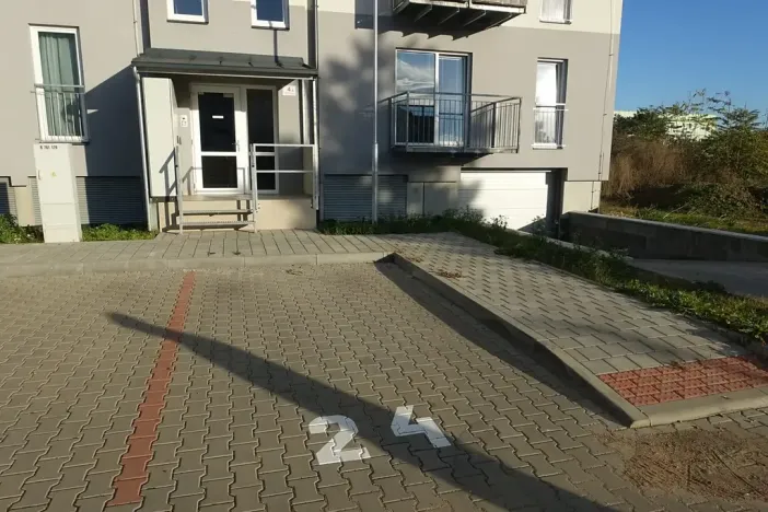 Pronájem bytu 2+kk, Brno, Vomáčkova, 41 m2