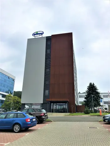 Pronájem kanceláře, Zlín, třída Tomáše Bati, 60 m2