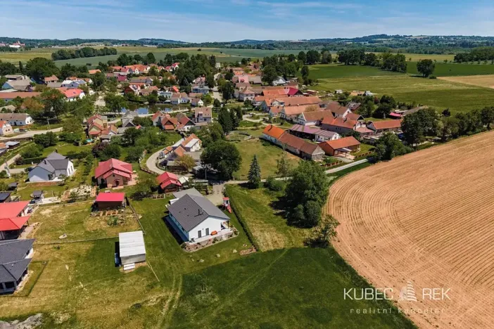 Prodej pozemku pro bydlení, Nová Ves u Chýnova, 740 m2