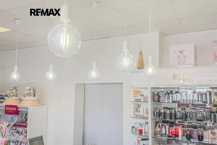 Pronájem obchodního prostoru, Litoměřice, Mírové náměstí, 42 m2