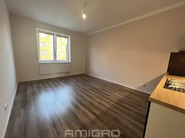 Pronájem bytu 3+kk, Brno, Merhautova, 74 m2