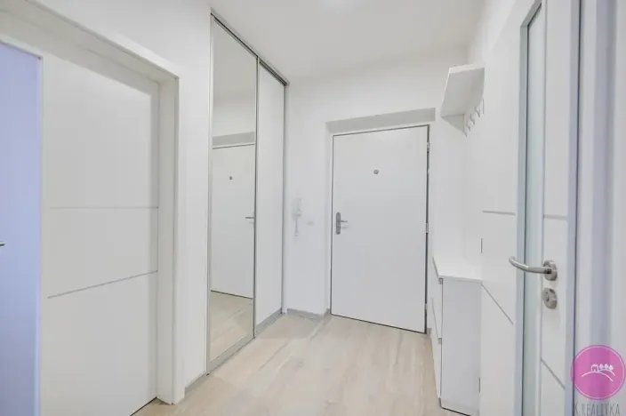 Pronájem bytu 2+kk, Olomouc, Topolová, 47 m2