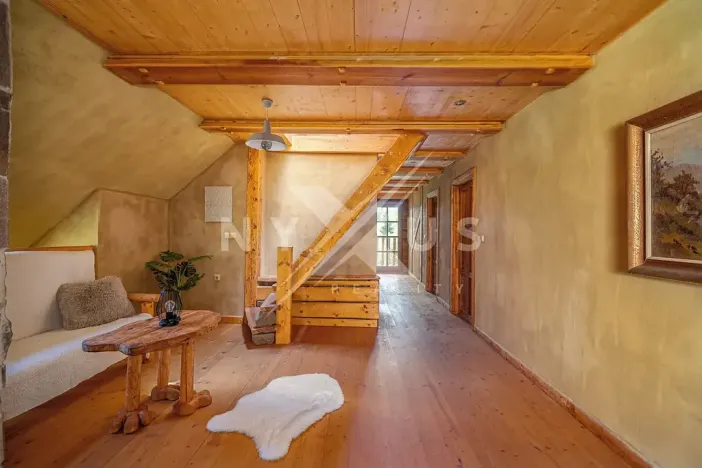Prodej rodinného domu, Křešín, 284 m2