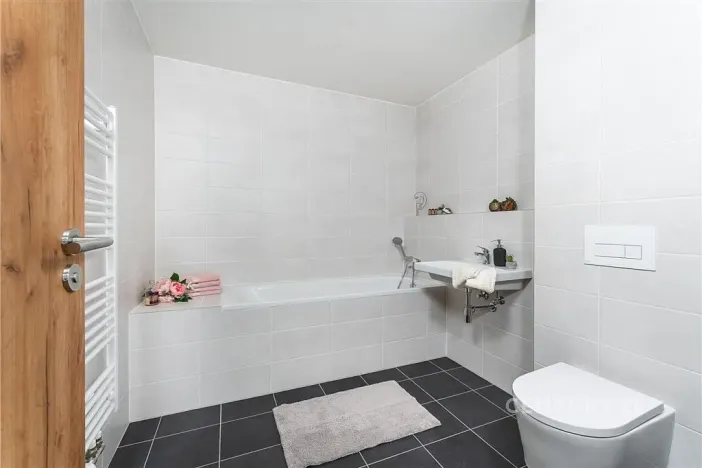 Pronájem bytu 3+kk, Praha, Plzeňská, 100 m2