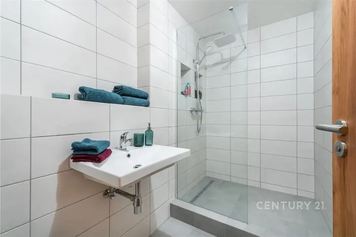 Pronájem bytu 3+kk, Praha, Plzeňská, 100 m2