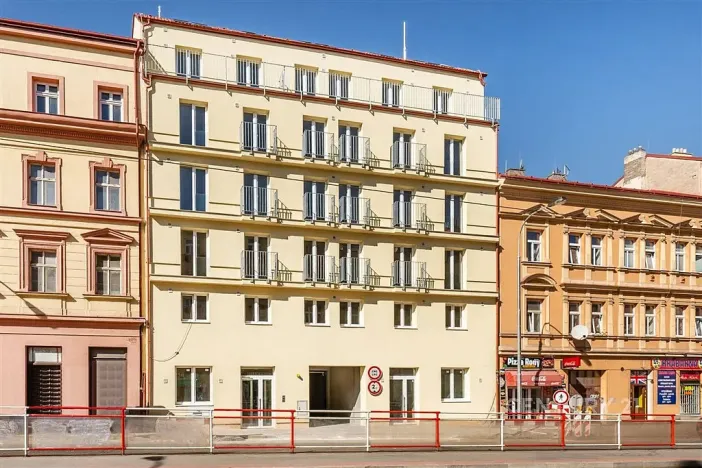 Pronájem bytu 3+kk, Praha, Plzeňská, 100 m2