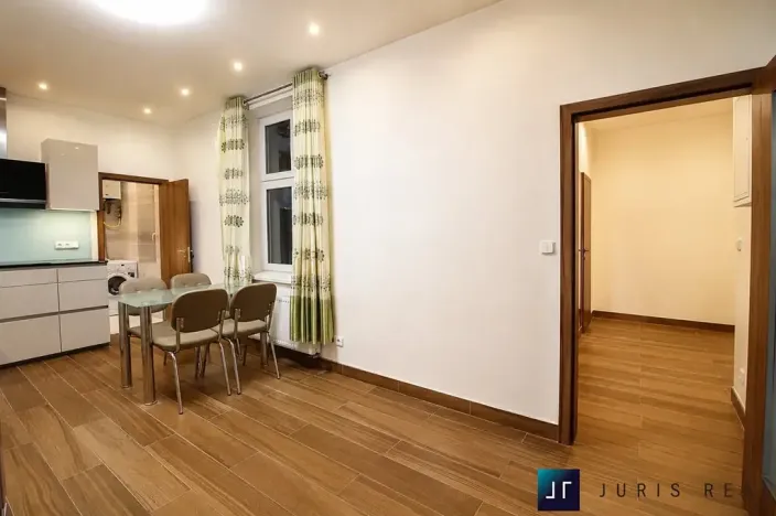 Prodej bytu 2+1, Praha - Holešovice, Veletržní, 87 m2