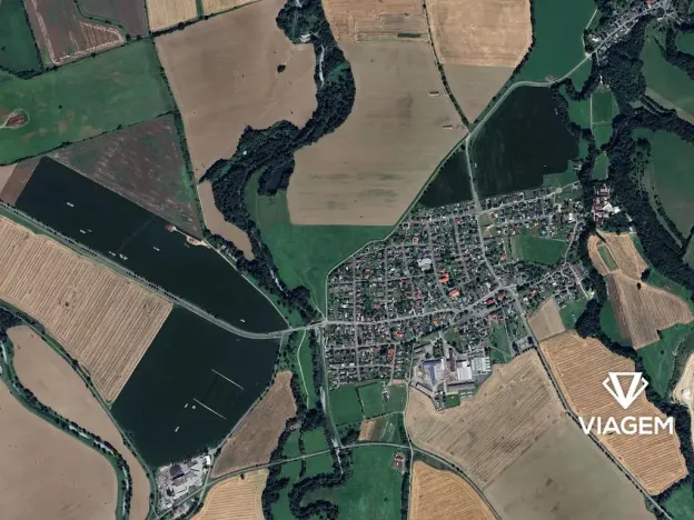 Prodej podílu pole, Leština, 1092 m2