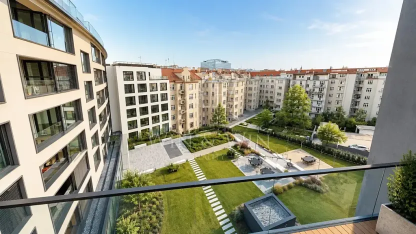Pronájem bytu 3+kk, Praha, Vítězné náměstí, 95 m2