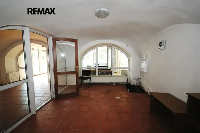 Prodej komerční nemovitosti, Církvice, 6984 m2