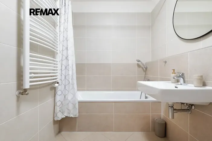 Pronájem bytu 3+kk, Praha - Hloubětín, U Elektry, 80 m2