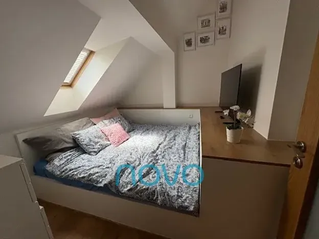Pronájem bytu 3+1, Praha - Vinohrady, Na Kozačce, 115 m2