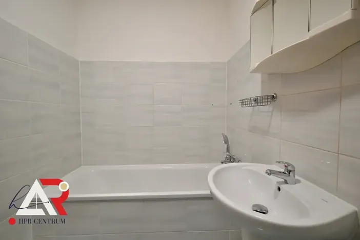 Pronájem bytu 1+kk, Brno, Vomáčkova, 39 m2