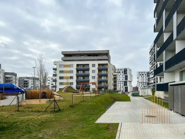 Pronájem bytu 2+kk, Praha - Vysočany, Smržových, 58 m2