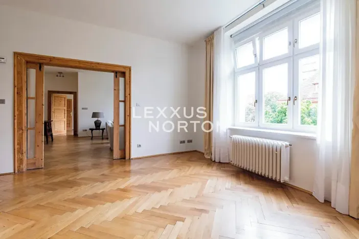 Pronájem bytu 4+1, Praha - Vinohrady, Hradešínská, 120 m2