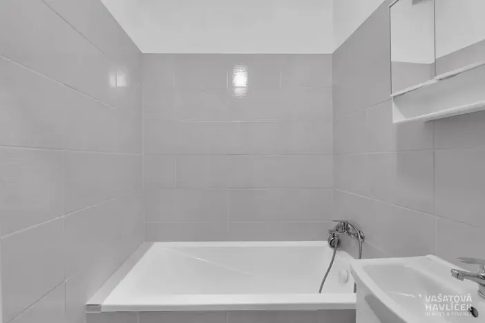 Pronájem bytu 2+1, Úpice, Sládkova, 51 m2