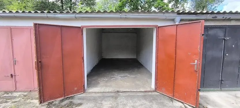 Pronájem garáže, Cheb, K Výtopně, 21 m2