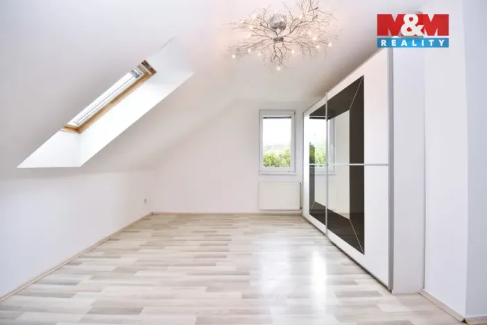 Prodej rodinného domu, Tachlovice, Sportovní, 312 m2