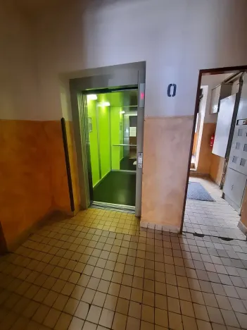 Pronájem bytu 1+kk, Praha - Chodov, Valentova, 30 m2