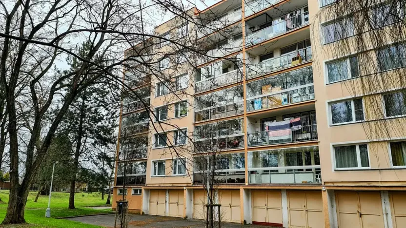 Pronájem bytu 2+kk, Praha - Čakovice, Ke stadionu, 43 m2