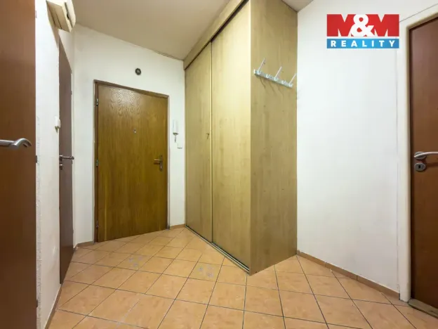 Prodej bytu 3+1, Praha - Malešice, Přistoupimská, 75 m2