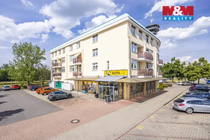 Pronájem bytu 2+kk, Pardubice - Zelené Předměstí, nábřeží Závodu míru, 48 m2