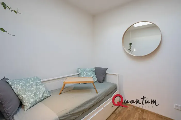Pronájem bytu 1+kk, Praha - Smíchov, Grafická, 35 m2